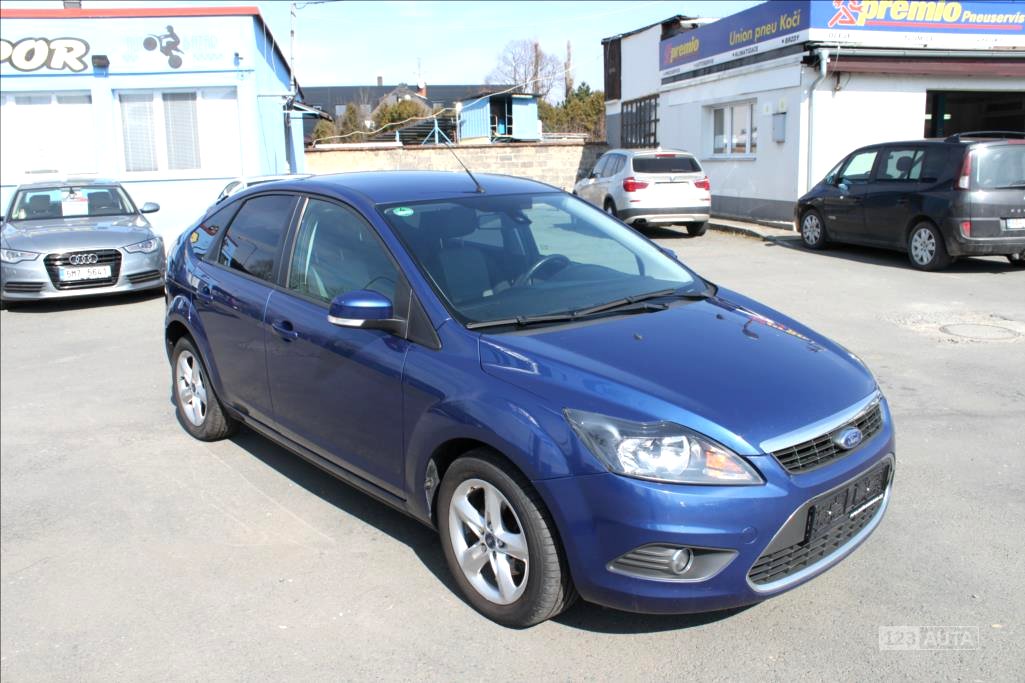 Ford Focus, 2010 - pohled č. 3