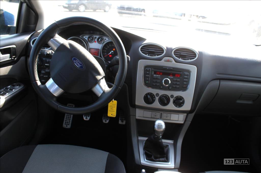 Ford Focus, 2010 - pohled č. 7