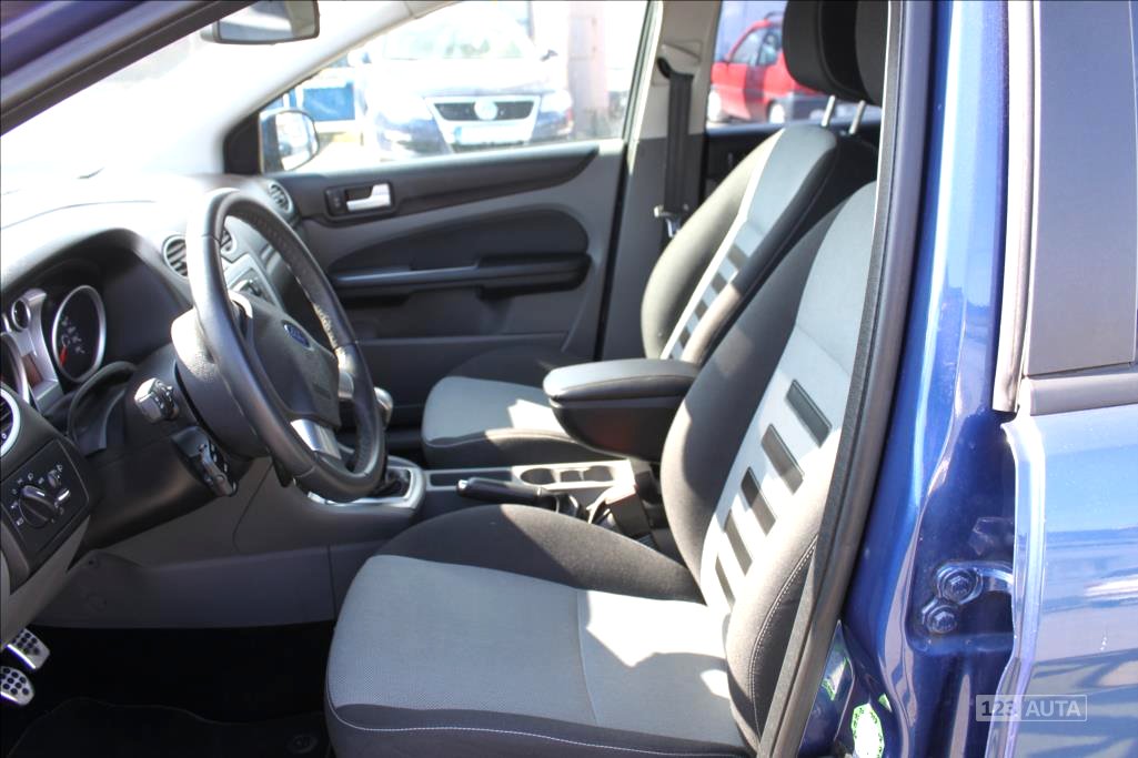 Ford Focus, 2010 - pohled č. 8