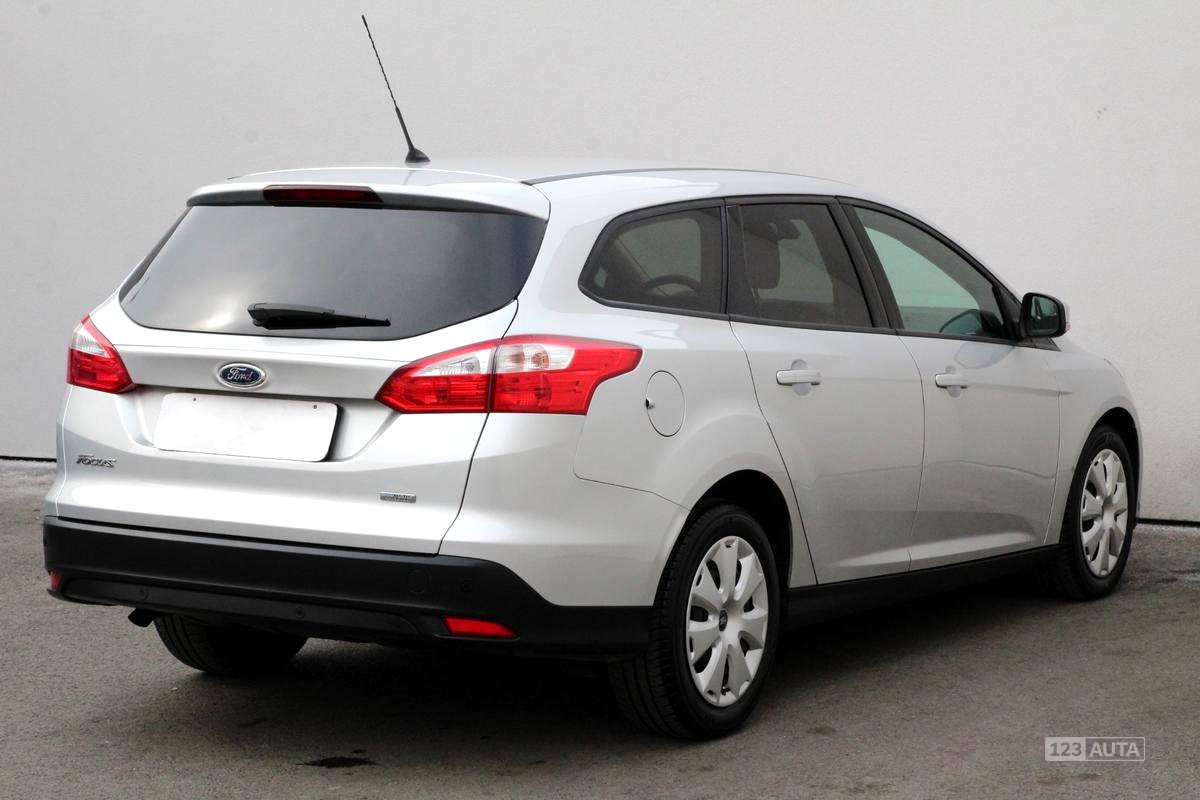 Ford Focus, 2013 - pohled č. 5
