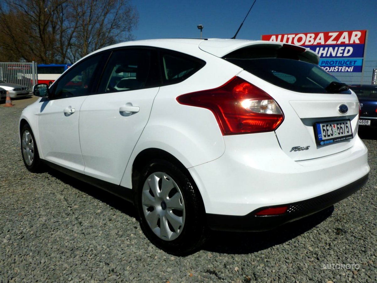 Ford Focus, 2014 - pohled č. 3