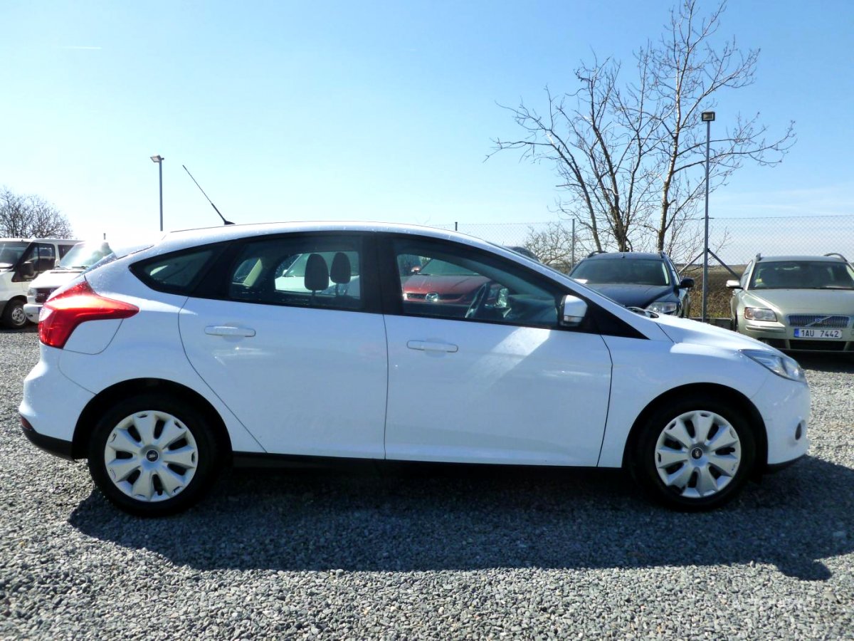Ford Focus, 2014 - pohled č. 6
