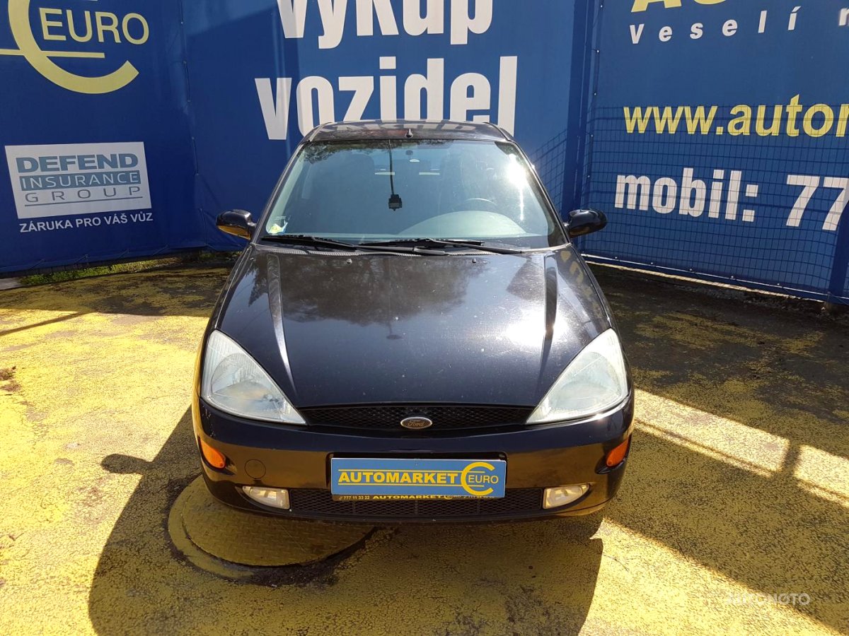 Ford Focus, 2001 - pohled č. 2