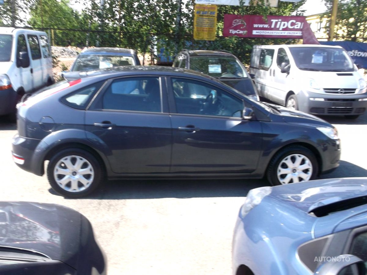 Ford Focus, 2009 - pohled č. 5