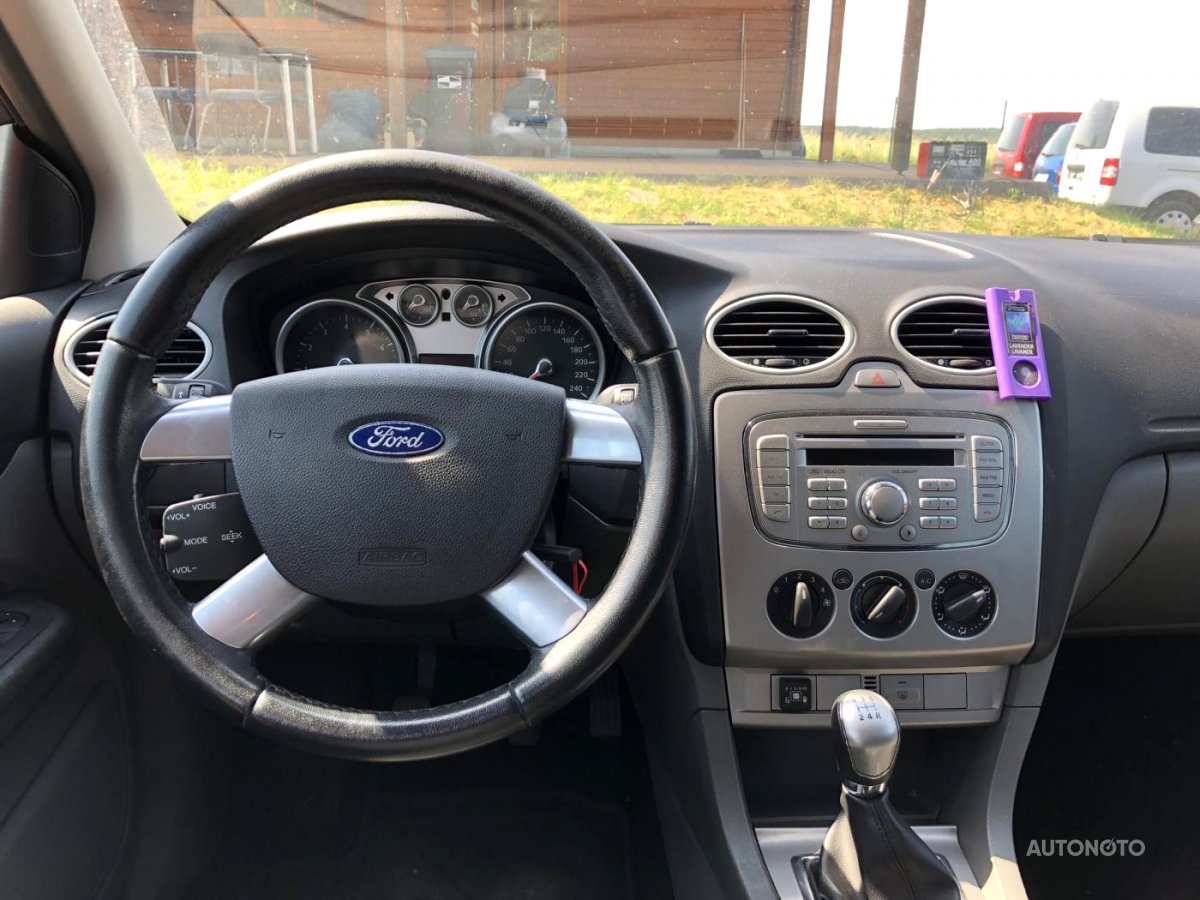 Ford Focus, 2009 - pohled č. 10