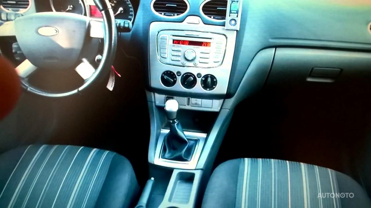 Ford Focus, 2009 - pohled č. 4