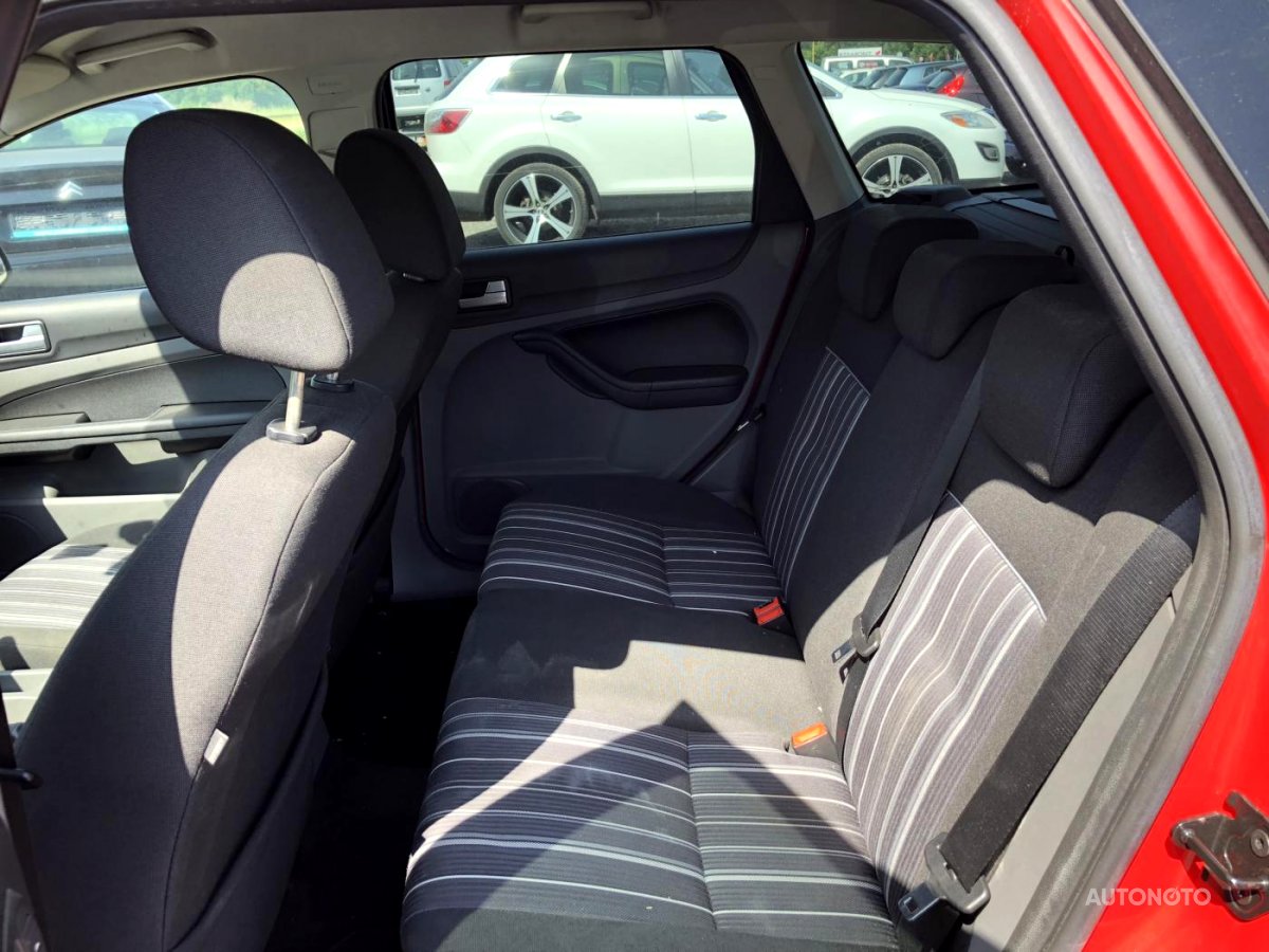 Ford Focus, 2009 - pohled č. 9