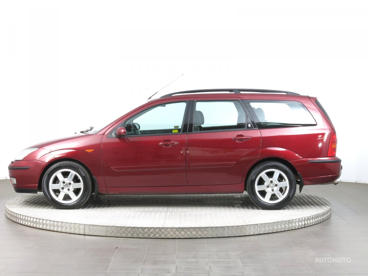 Ford Focus, 2003 - pohled č. 4