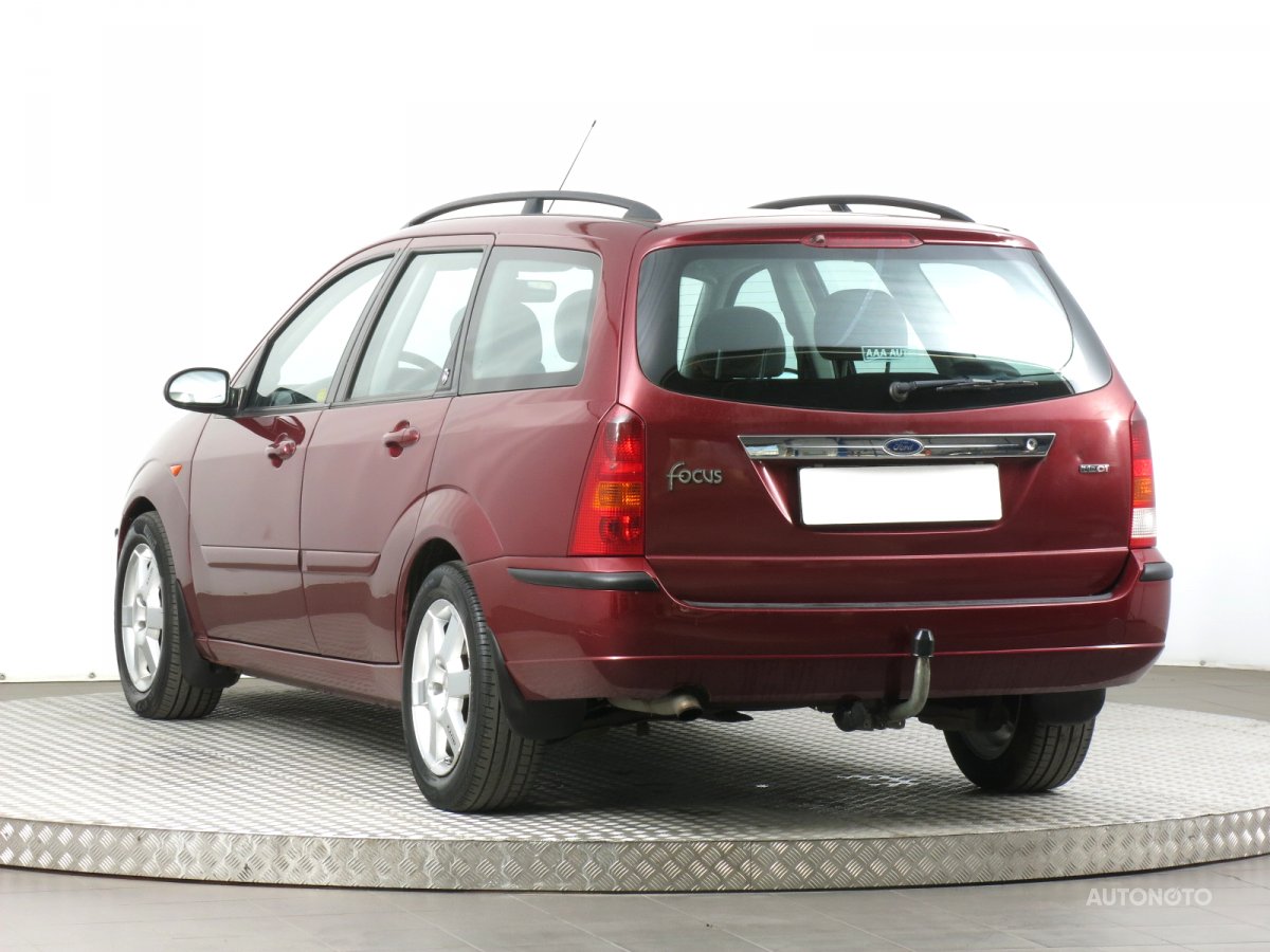 Ford Focus, 2003 - pohled č. 5