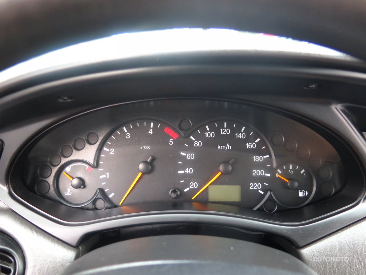 Ford Focus, 2004 - pohled č. 10