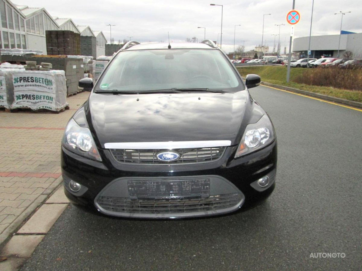 Ford Focus, 2010 - pohled č. 3