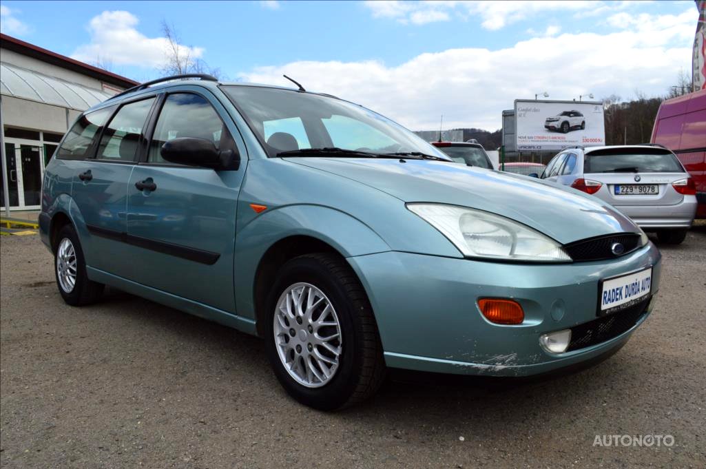 Ford Focus, 1999 - pohled č. 3