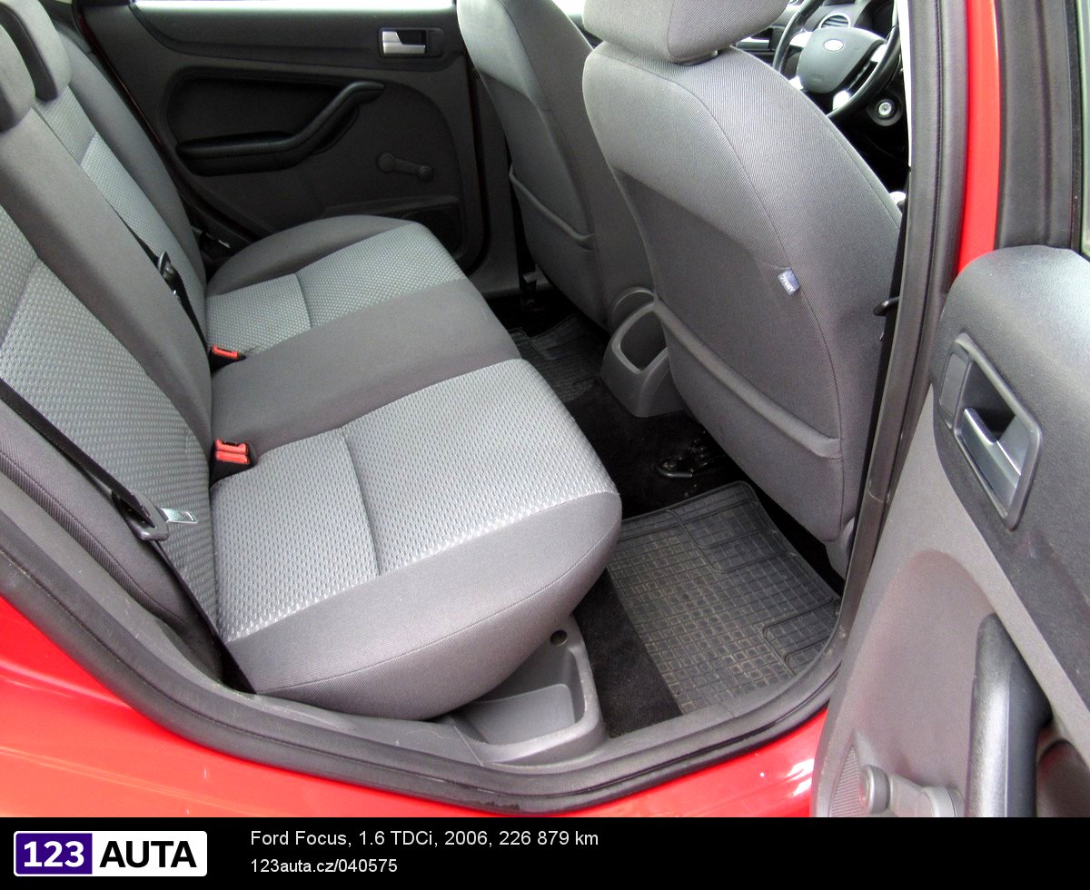 Ford Focus, 2006 - pohled č. 17