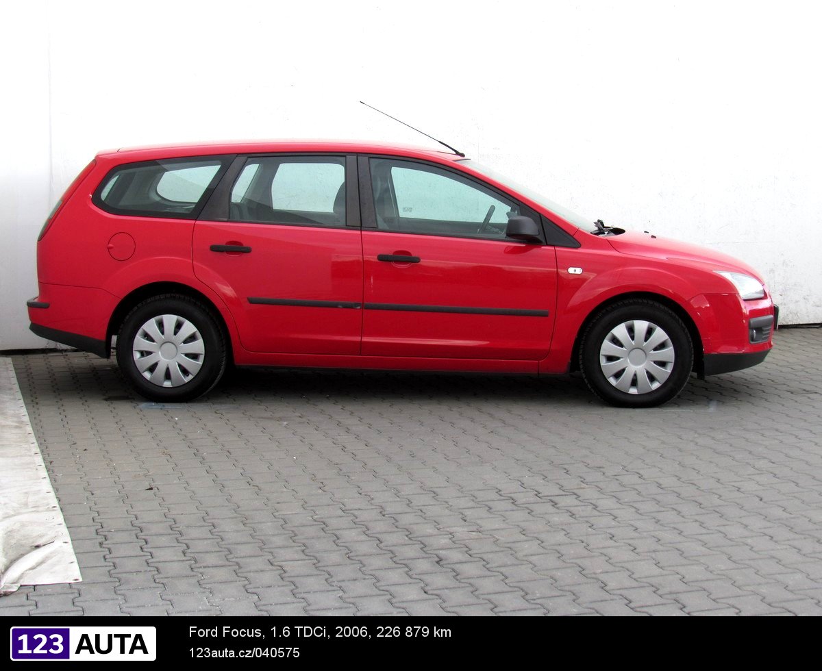 Ford Focus, 2006 - pohled č. 4