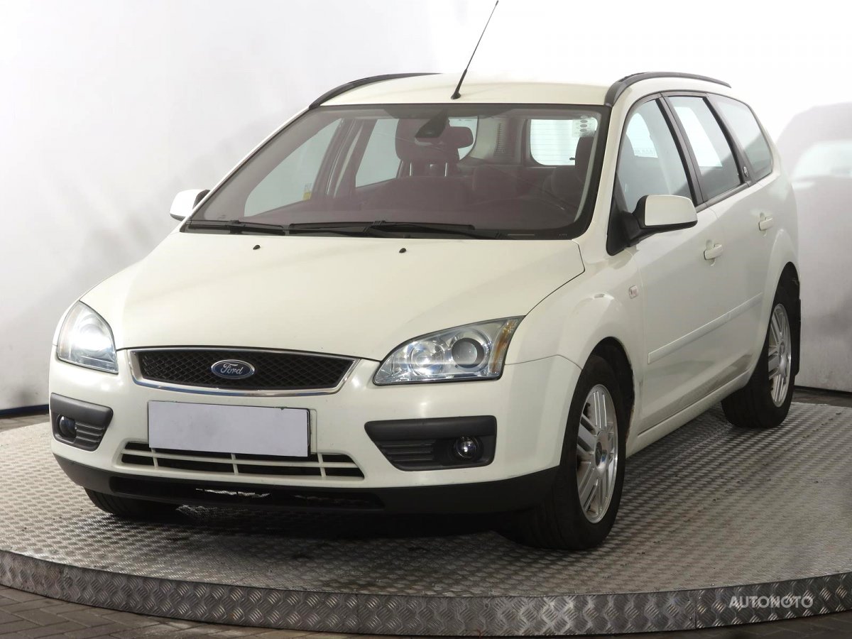 Ford Focus, 2005 - pohled č. 3