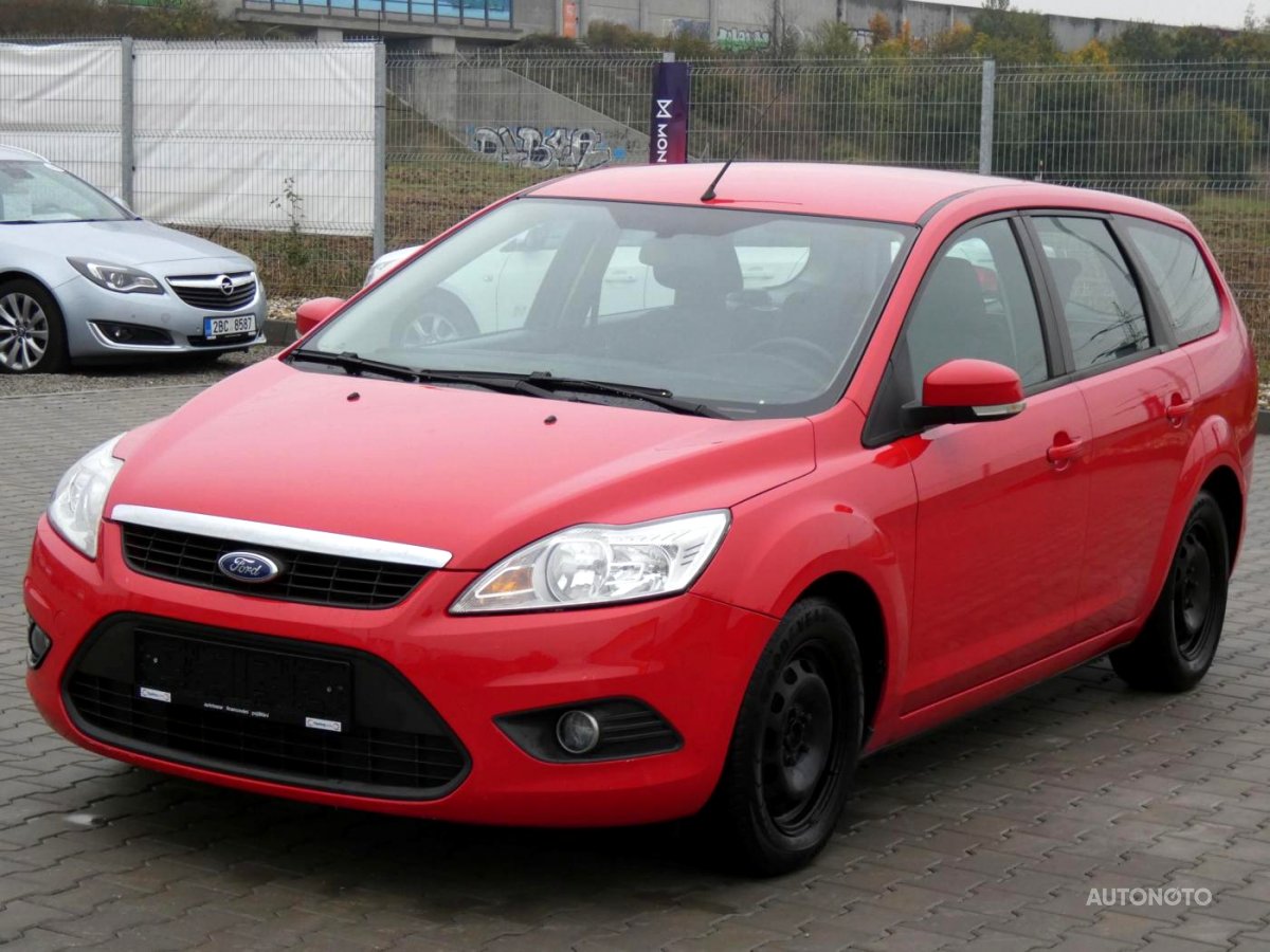Ford Focus, 2010 - pohled č. 3