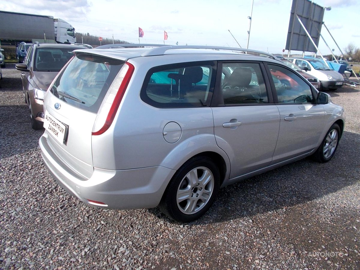 Ford Focus, 2009 - pohled č. 2