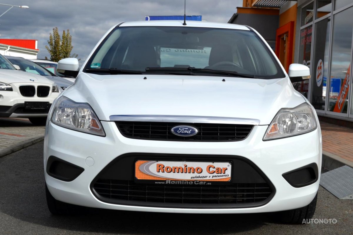 Ford Focus, 2010 - pohled č. 2