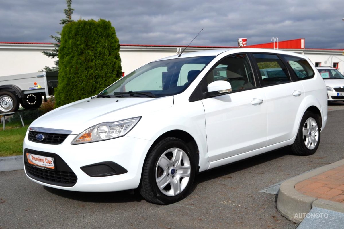 Ford Focus, 2010 - pohled č. 3