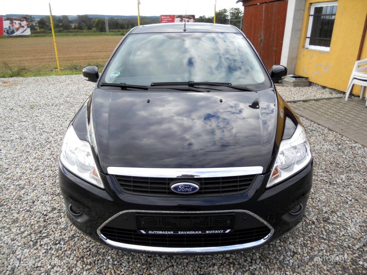 Ford Focus, 2010 - pohled č. 2