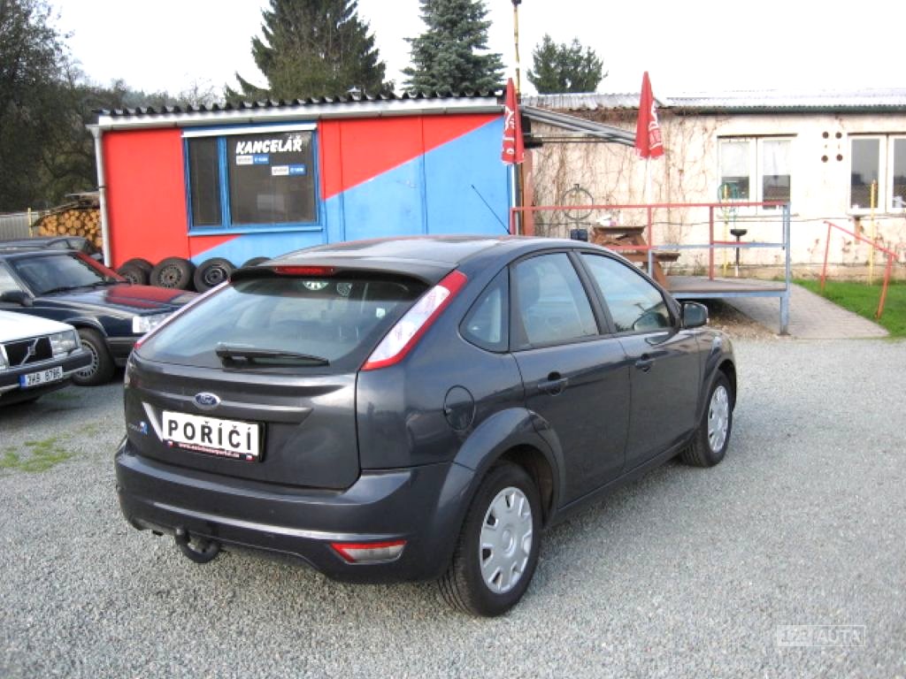 Ford Focus, 2010 - pohled č. 7