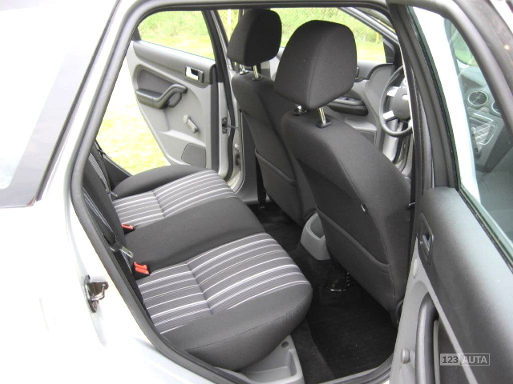 Ford Focus, 2008 - pohled č. 14
