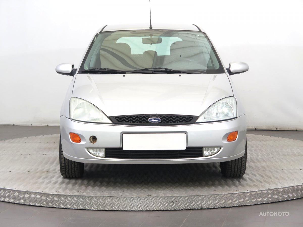 Ford Focus, 2001 - pohled č. 2