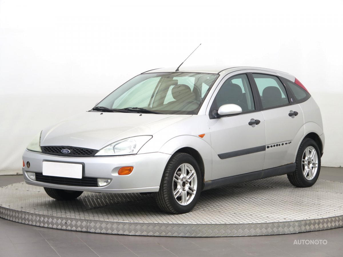 Ford Focus, 2001 - pohled č. 3
