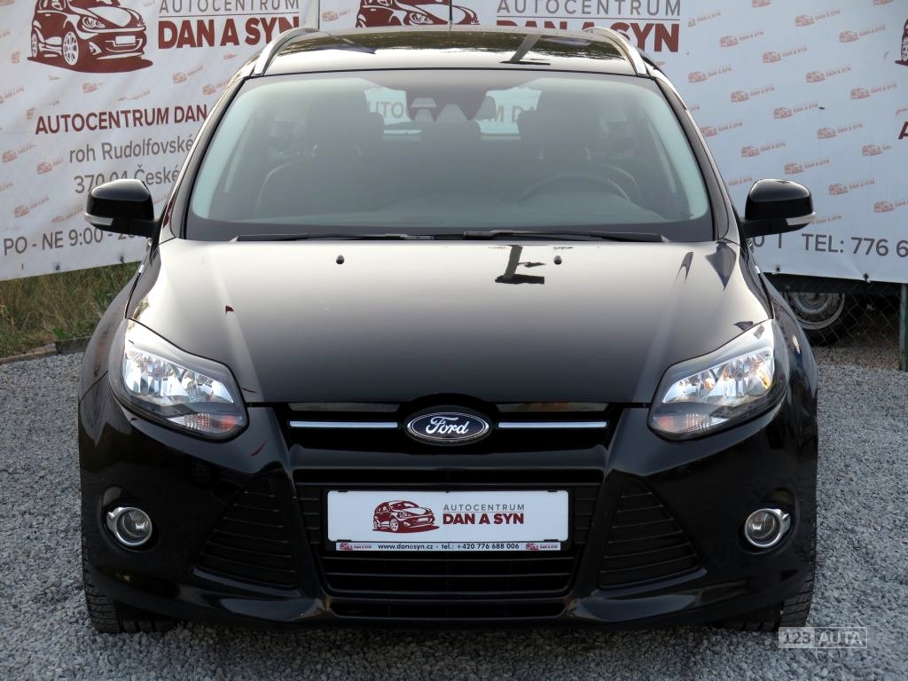 Ford Focus, 2011 - pohled č. 3