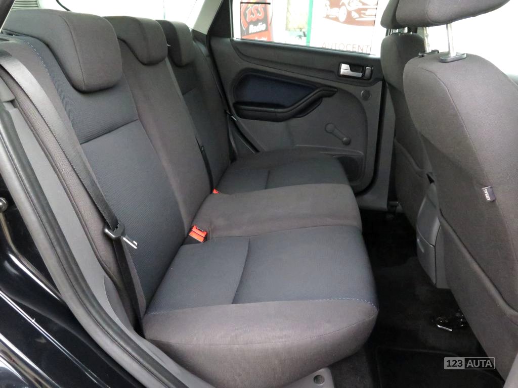 Ford Focus, 2006 - pohled č. 14