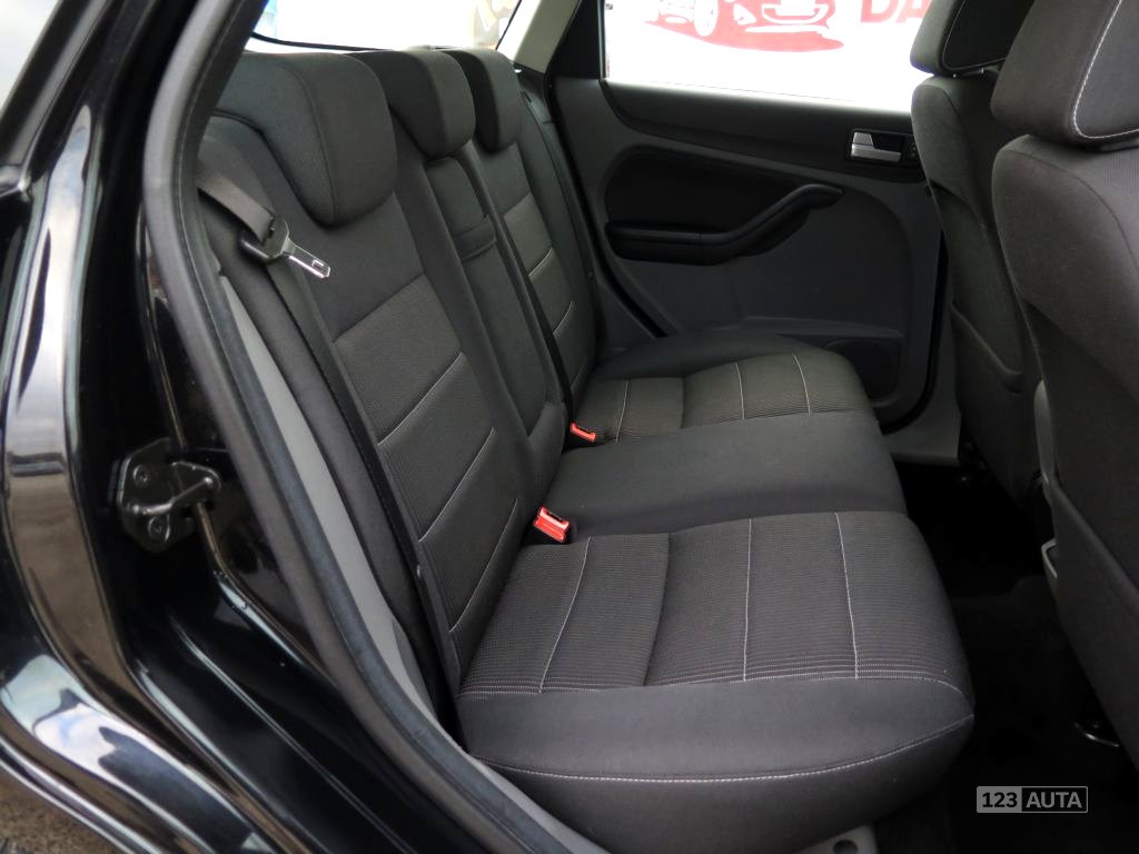 Ford Focus, 2009 - pohled č. 14