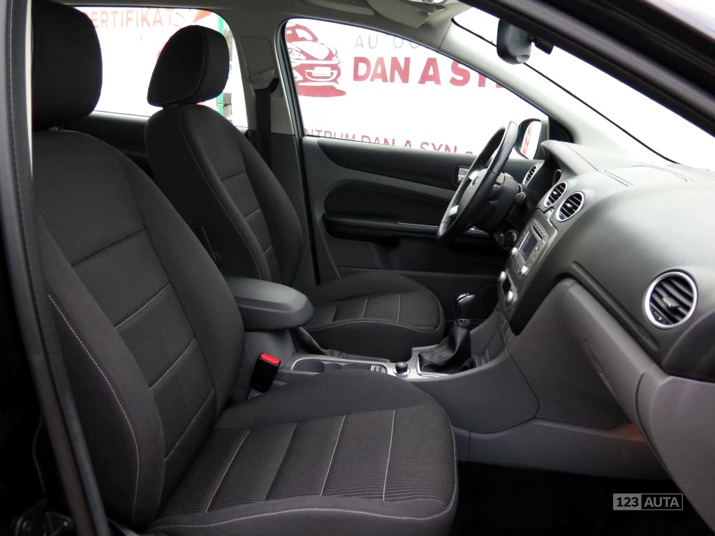 Ford Focus, 2009 - pohled č. 15