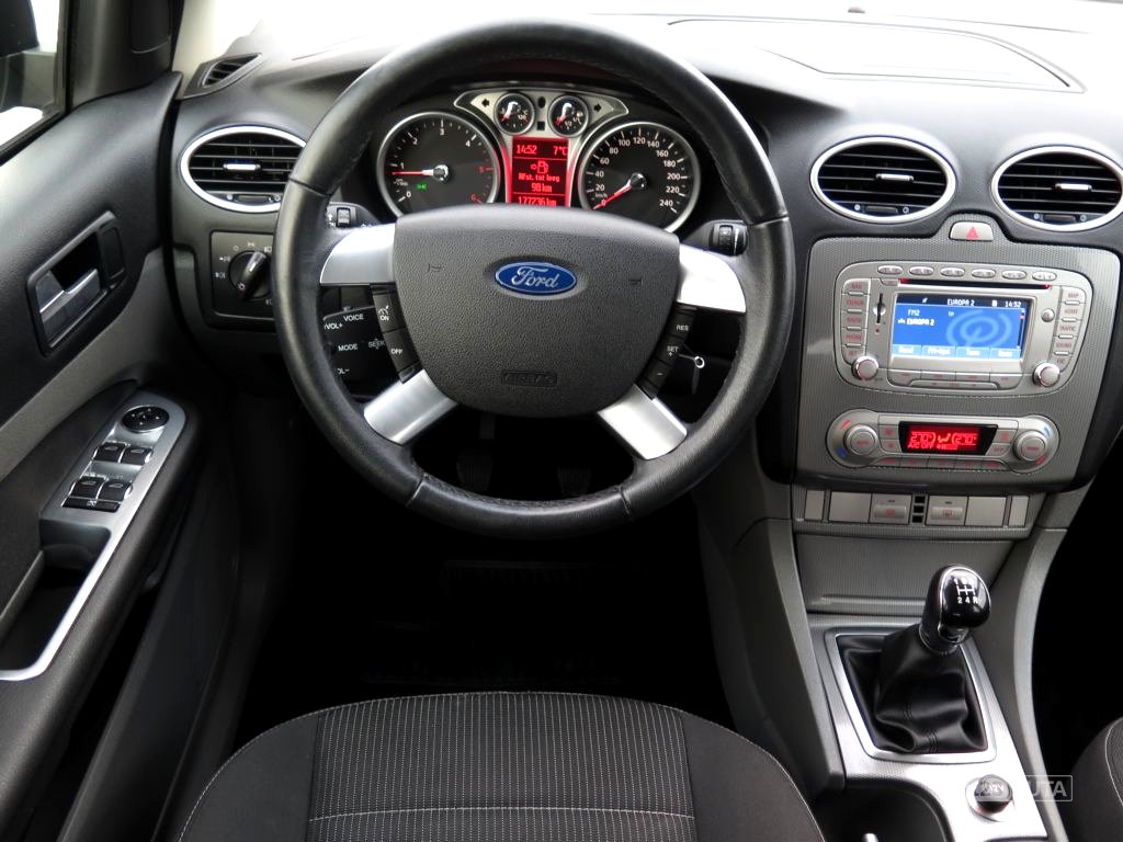 Ford Focus, 2009 - pohled č. 16