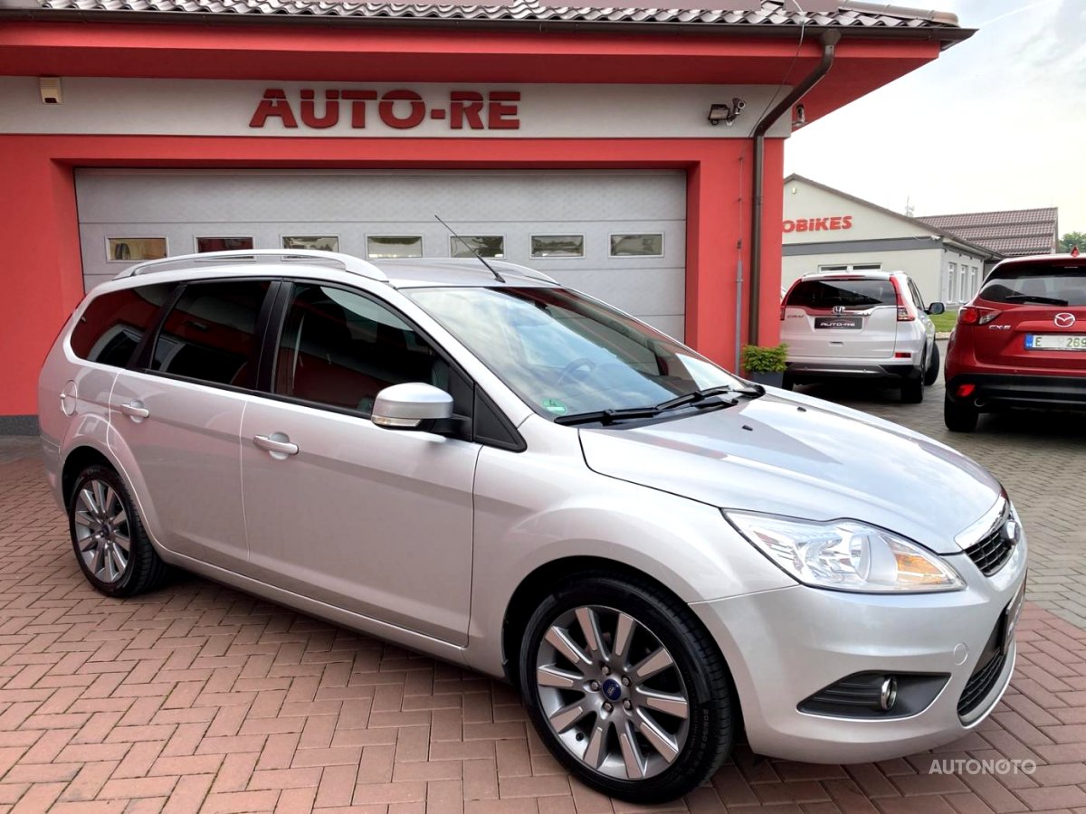 Ford Focus, 2010 - pohled č. 2