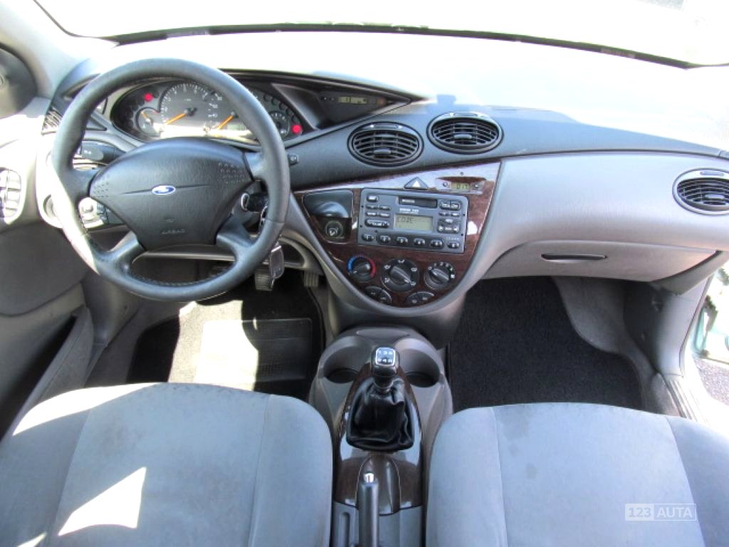 Ford Focus, 1999 - pohled č. 11
