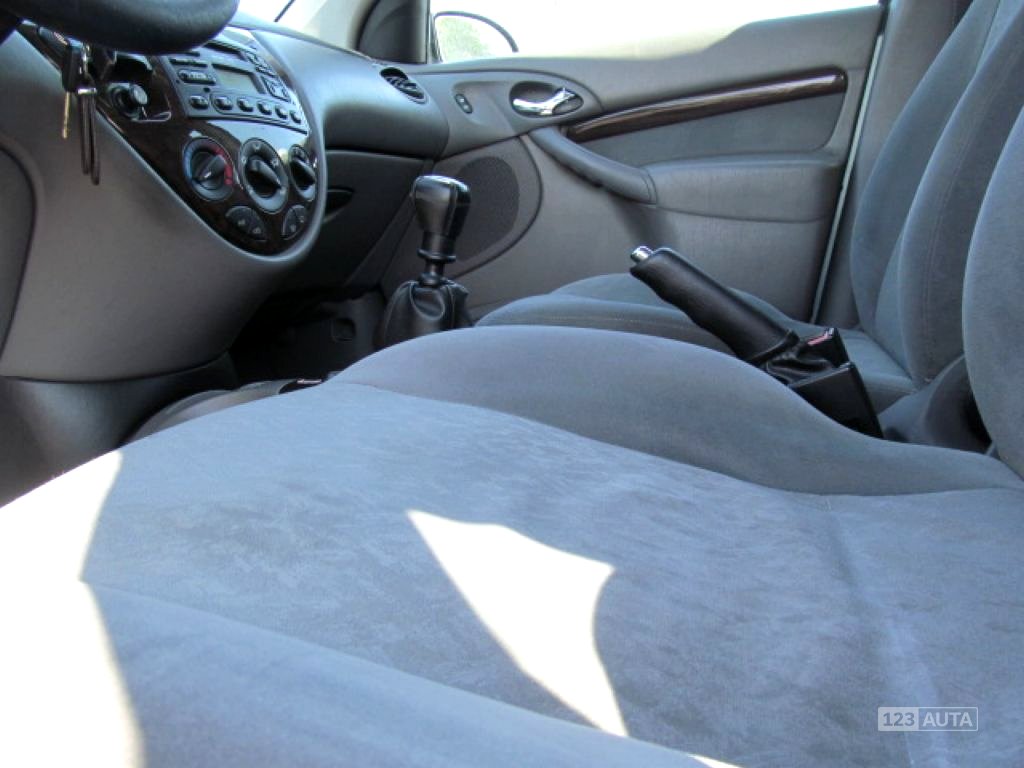 Ford Focus, 1999 - pohled č. 13