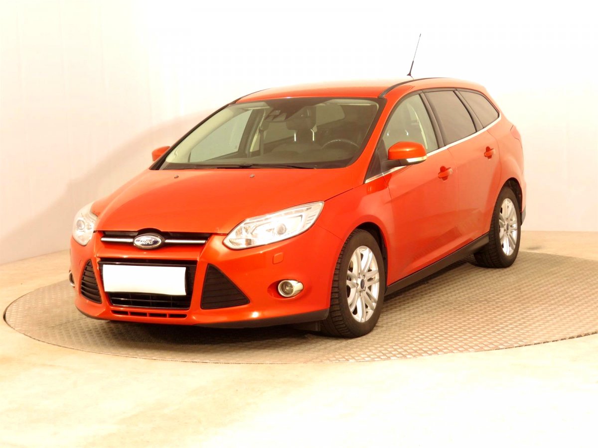 Ford Focus, 2012 - pohled č. 3