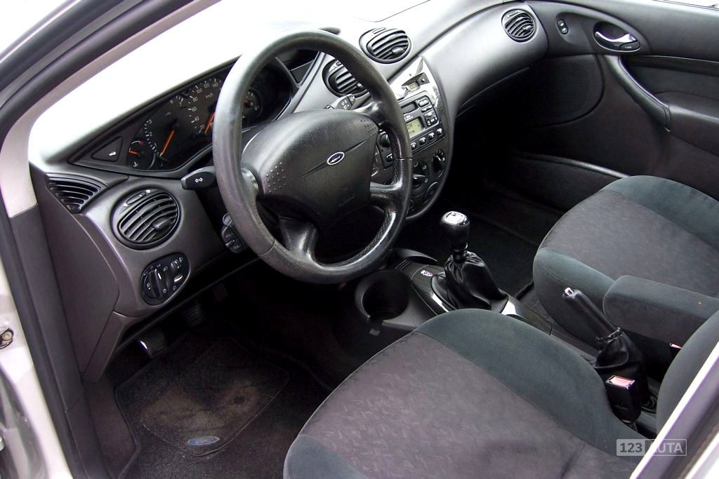 Ford Focus, 2000 - pohled č. 11