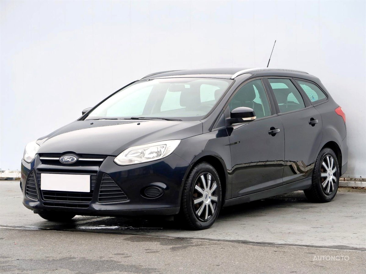 Ford Focus, 2011 - pohled č. 3