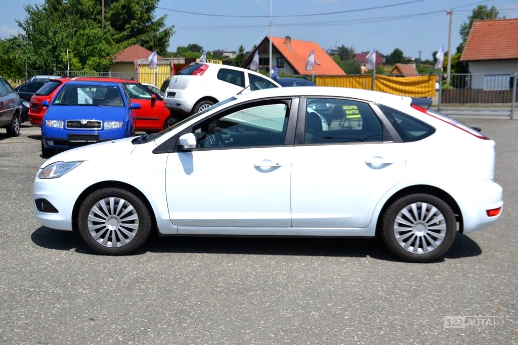 Ford Focus, 2011 - pohled č. 4