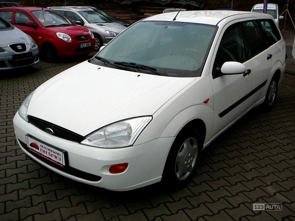 Ford Focus, 2000 - pohled č. 4