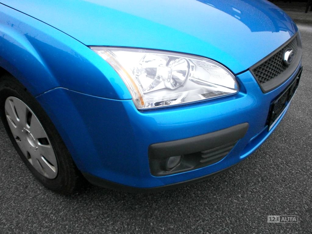 Ford Focus, 2005 - pohled č. 3