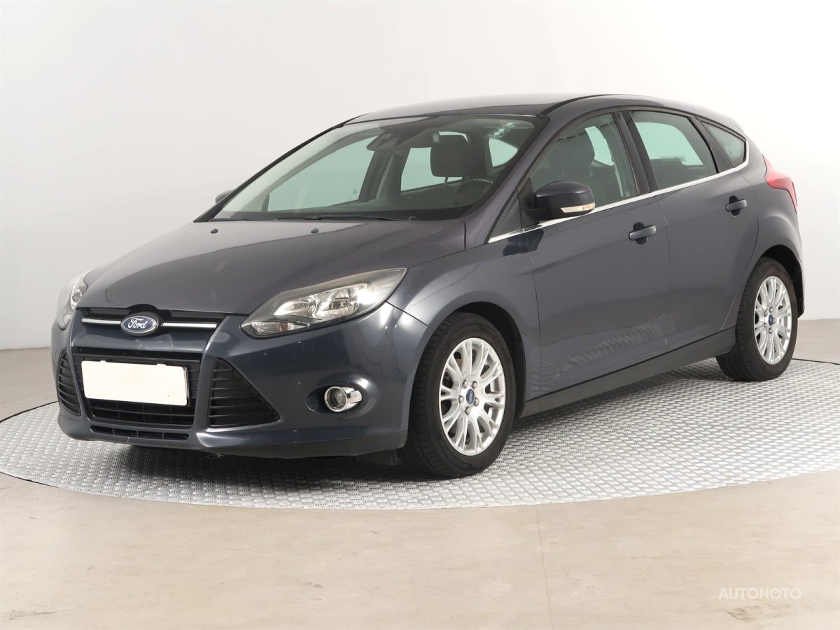 Ford Focus, 2012 - pohled č. 3