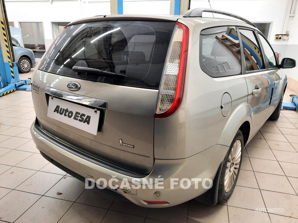 Ford Focus, 2009 - pohled č. 2