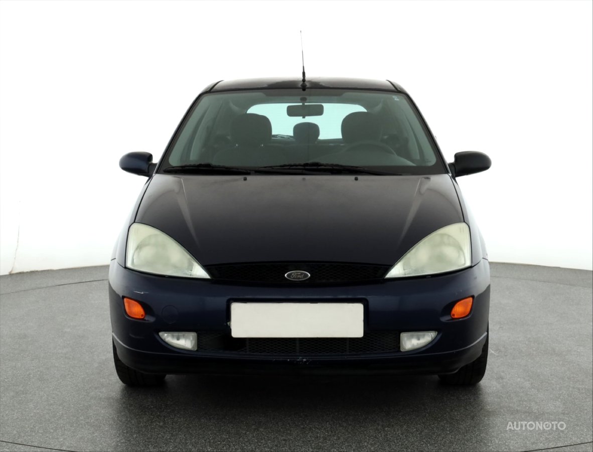 Ford Focus, 2000 - pohled č. 2