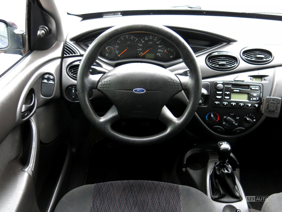 Ford Focus, 2000 - pohled č. 9