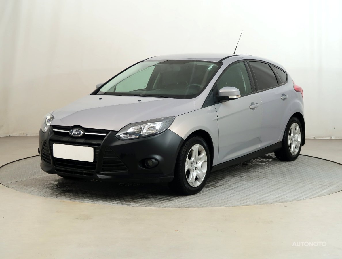 Ford Focus, 2012 - pohled č. 3