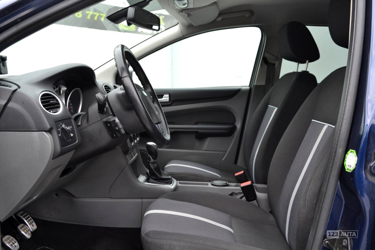 Ford Focus, 2010 - pohled č. 10