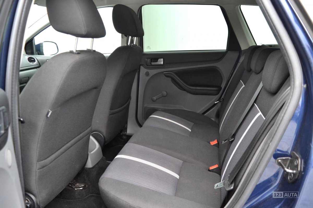 Ford Focus, 2010 - pohled č. 11