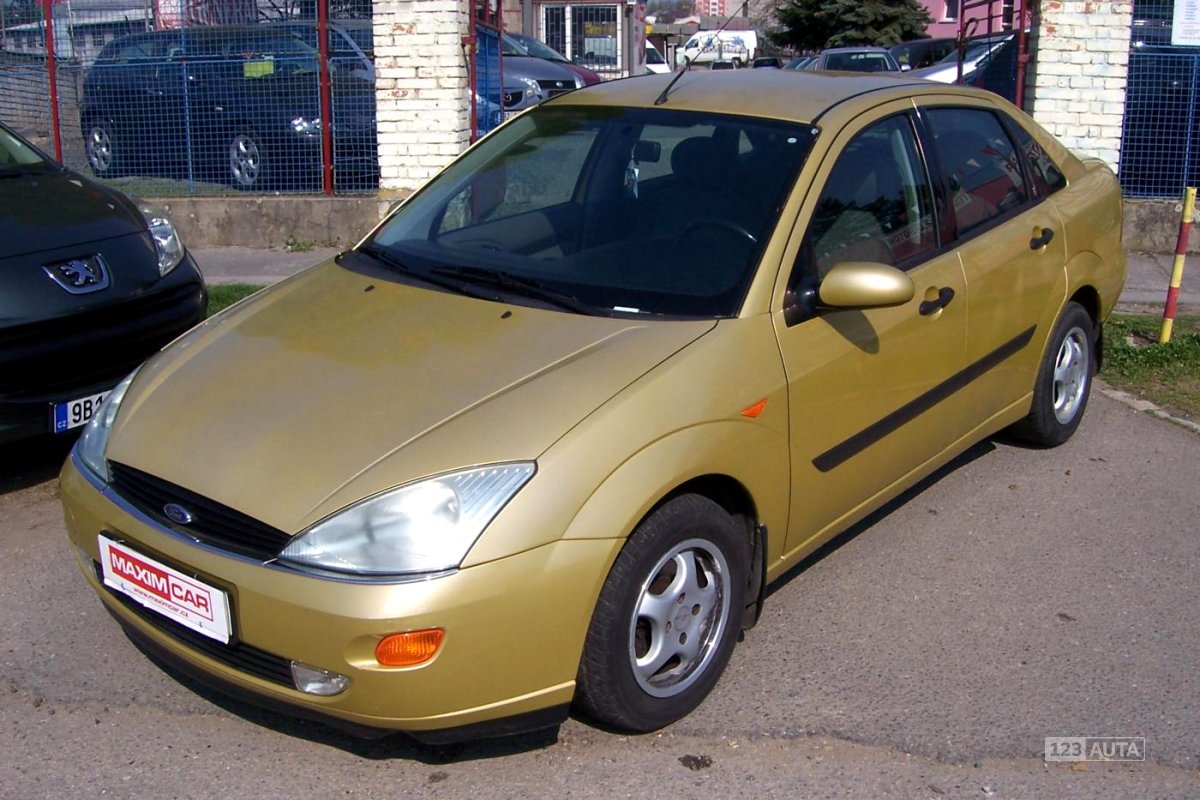 Ford Focus, 2000 - celkový pohled